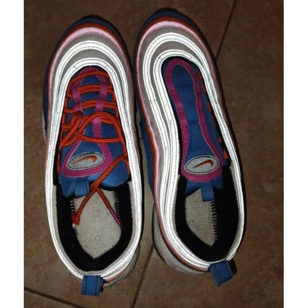 Nike pre owned